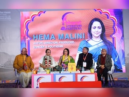 विश्व पुस्तक मेला के तीसरे दिन भारतीय सैन्य इतिहास और सांस्कृतिक विमर्श पर चर्चा, हेमा मालिनी और स्मृति ईरानी भी पहुंचीं