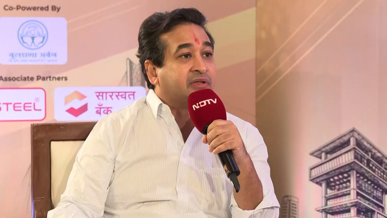 "<i>Ek-Ek Ki Wicket Giregi</i>...": Nitesh Rane On Corrupt Officers In Mumbai