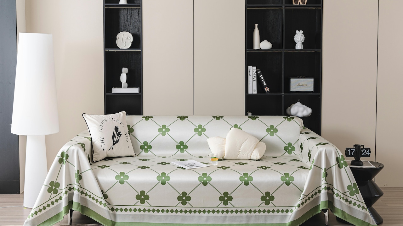 How to Choose the Right Sofa Throws That Stay in Place Without Constant Adjusting How to Choose the Right Sofa Throws That Stay in Place Without Constant Adjusting