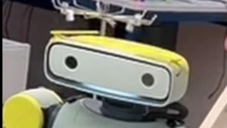 VIDEO: ये रोबोट है या इंसान? अमेरिका का बनाया 'करिश्मा' हिला देगा दिमाग