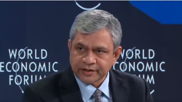 कम लागत पर ज्यादा लाभ....कैसा है भारत का AI मॉडल, दावोस में अश्वणी वैष्णव ने बताया