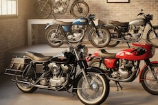 Yamaha RX 100 To Hero Karizma ZMR : 5 Iconic Motorcycles Collectors Love