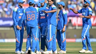 India vs New Zealand LIVE Score, 1st ODI : Prasidh Krishna Joins The Party As New Zealand Go 5 Down