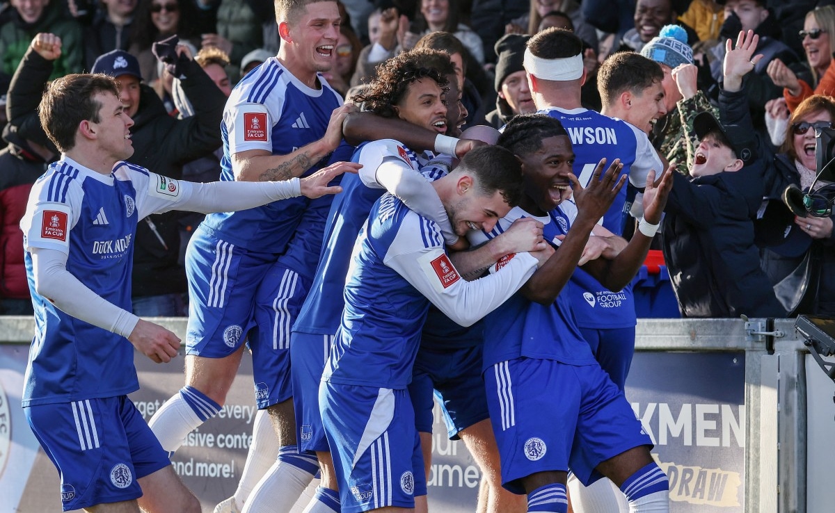 Holders Crystal Palace Stunned By Macclesfield In Biggest Ever FA Cup Shock