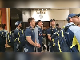 PAK vs AUS: पाकिस्तान की जमीन पर उतरे ऑस्ट्रेलियाई खिलाड़ी, क्या आपने देखा VIDEO?