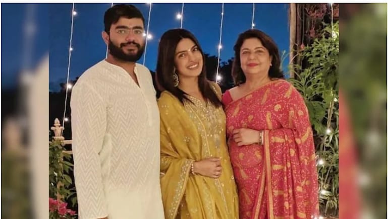भाई ने चुकाई प्रियंका चोपड़ा की सफलता की कीमत, मां मधु चोपड़ा का खुलासा, उसका संघर्ष हर दिन देखती हूं