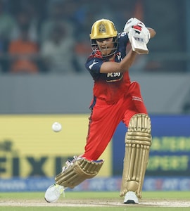 Gautami Naik, Sayali Satghare Star As RCB Clinch 5th Straight Win, Ensure WPL 2026 Playoffs Berth