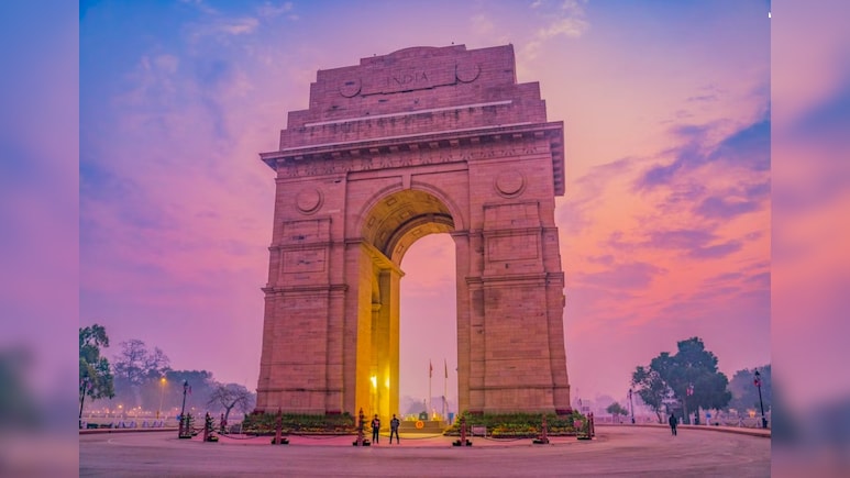 भारतीय लड़कियां और...अपने देश से तंग आकर दिल्ली में क्यों रहना चाहता है अमेरिकी, आपको भी होगा गर्व