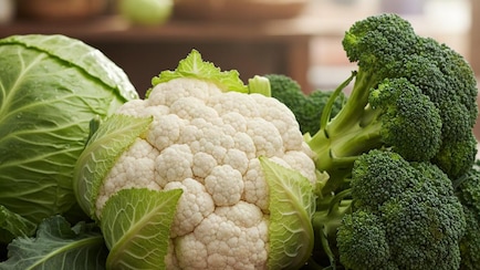 गोभी को जल्दी सड़ने से कैसे बचाएं? हफ्तों तक ताजा रखने के लिए आजमाएं ये जबरदस्त स्टोरेज हैक्स