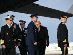 Trump Heads To Davos Again After Switching Planes Due To Tech Issue