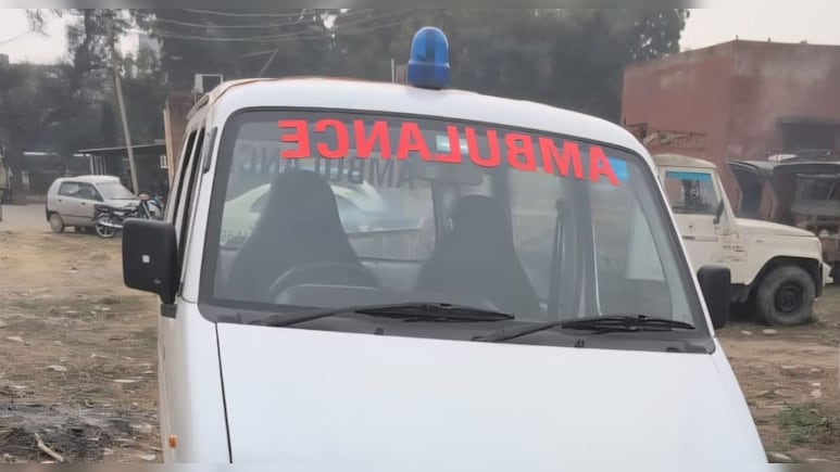 एंबुलेंस से कर रहे थे नशे की तस्&zwj;करी, पुलिस ने क&zwj;िया एक्&zwj;सपोज&nbsp;