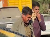 एमपी में खाकी पर हमला! हाईवे पर पुलिस को दौड़ा-दौड़ा कर पीटा, आंखों में झोंकी मिर्ची एमपी में खाकी पर हमला! हाईवे पर पुलिस को दौड़ा-दौड़ा कर पीटा, आंखों में झोंकी मिर्ची