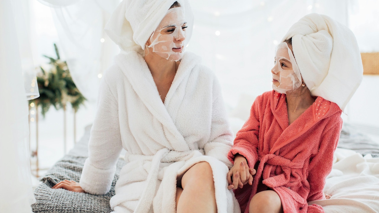 Why Comfortable Bathrobes Are Perfect for Daily Use And Everyday Comfort Why Comfortable Bathrobes Are Perfect for Daily Use And Everyday Comfort