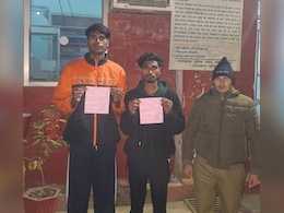 हर की पौड़ी पर अरबी पहनावे में घूम रहे थे 2 युवक, पंडितों ने पुलिस से कर दी शिकायत, जानिए फिर क्या हुआ