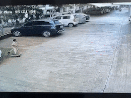 पुणे की सोसाइटी में 5 साल के बच्चे को रौंदते हुई निकली कार, वीडियो देख कांप जाएंगे