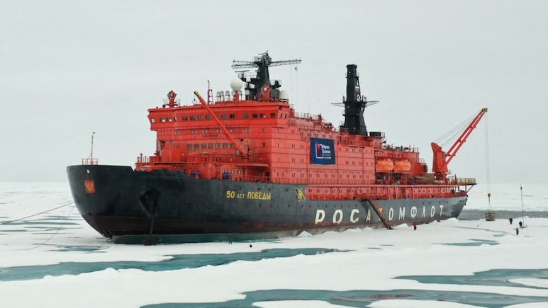 Explainer: ग्रीनलैंड विवाद के बीच अमेरिका फिनलैंड से आइसब्रेकर क्यों खरीद रहा है?