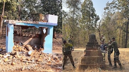 Gadchiroli News : दहशतीचं प्रतीक असलेली 44 माओवादी स्मारके उद्ध्वस्त, गडचिरोली पोलिसांची मोठी कारवाई