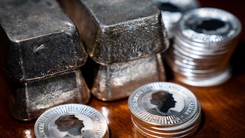 Chinese Billionaire Trader Who Made $3 Billion On Gold Bets Big Against Silver