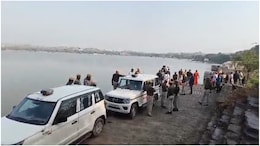 राजस्थान में 9 माह की गर्भवती और 2 साल के मासूम की हत्या, तालाब में पत्थर से बांधकर फेंकी लाश