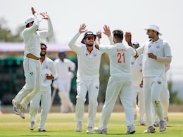 Ranji Trophy Final: Auqib Nabi's Triple Blow Puts Jammu And Kashmir On Top Before Mayank Agarwal's Unbeaten Ton