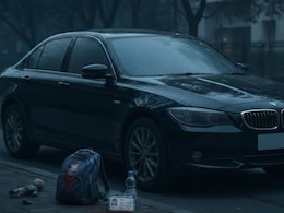 Pune News : आईचा मित्र बनला नराधम,13 वर्षांच्या मुलीला शाळेत नेतो म्हणून भर रस्त्यात कारमध्येच...पुण्यात संताप