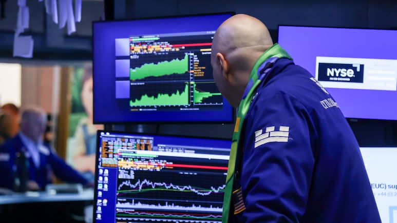 Asian Stocks Rise, Treasuries Fall After Jobs Data: Markets Wrap