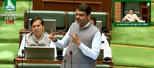 'शिवाजी महाराज की तुलना टीपू सुल्तान से अस्वीकार्य', CM फडणवीस ने इतिहास की व्याख्या पर छेड़ी नई बहस