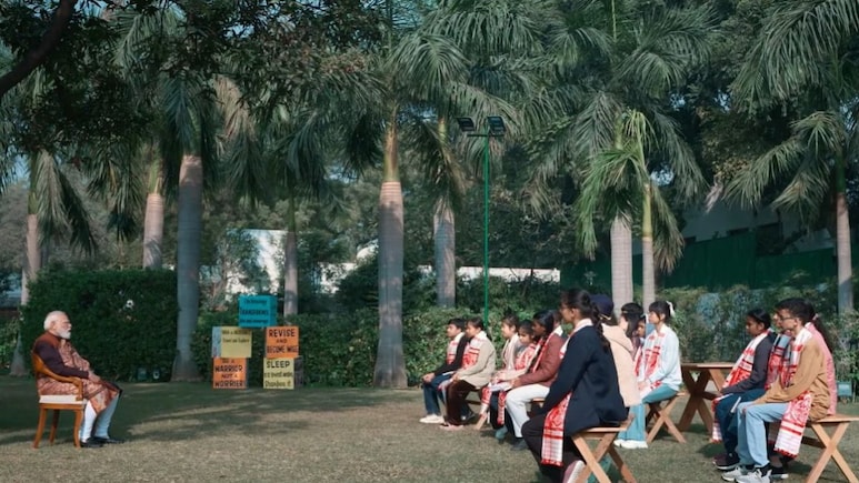 एक नेता ने मेरे जन्मदिन पर फोन किया था...पीएम मोदी ने छात्रों को बताया रिटायरमेंट प्लान