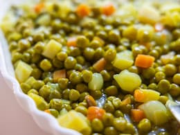 Why Do You Feel Gassy After Eating Peas? Tips For Instant Relief