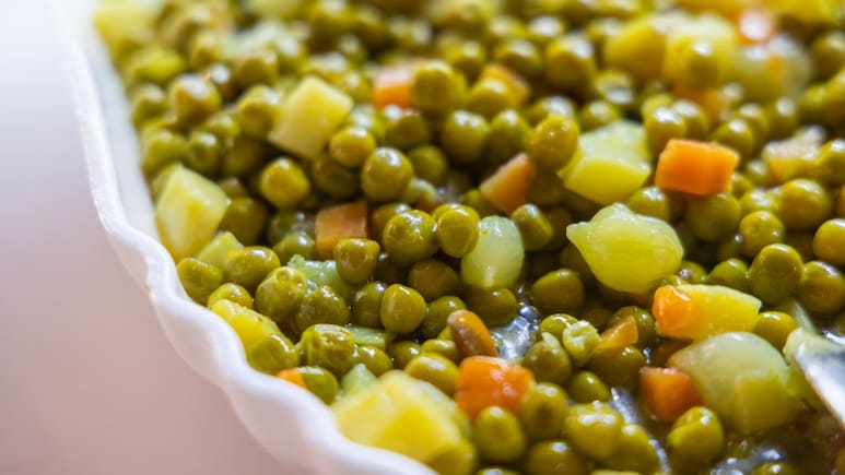 Why Do You Feel Gassy After Eating Peas? Tips For Instant Relief