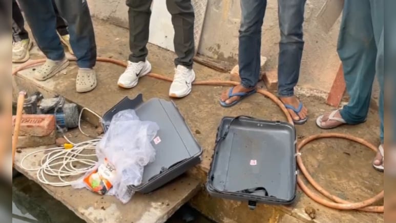 नीमकाथाना के गणेश्वर तीर्थ धाम में सूटकेस ब्लास्ट से मचा हड़कंप,&nbsp;माके से कुंड की दीवारों में दरारें