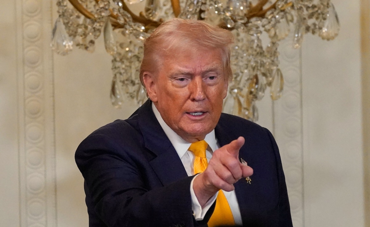 Trump Says Iran Has 15 Days To Make Nuclear Deal As Military Buildup Grows