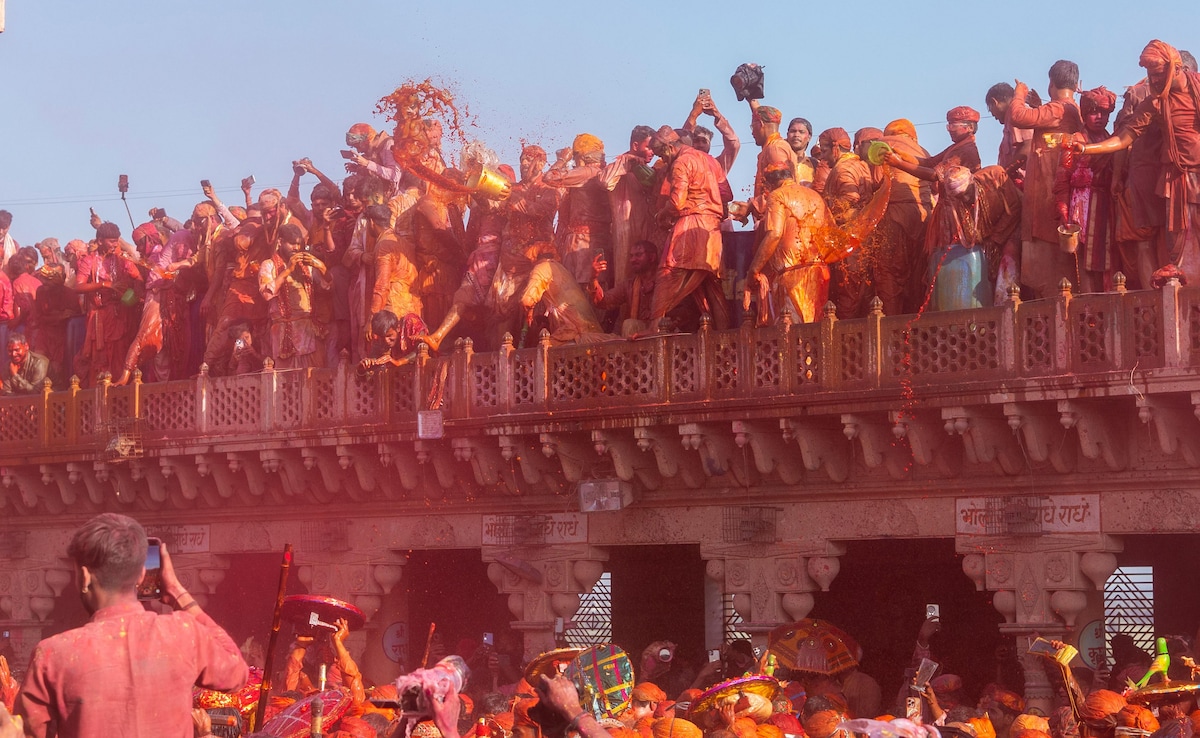 मार्च में घूमने जाने की कर रहे हैं प्लानिंग? ये 4 डेस्टिनेशन्स हैं बिल्कुल परफेक्ट