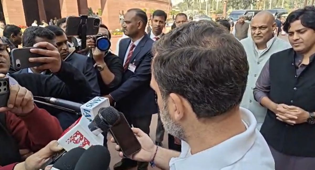 'या तो नरवणे जी झूठ बोल रहे या पेंगुइन प्रकाशन', किताब पर छिड़े विवाद पर राहुल का बड़ा बयान