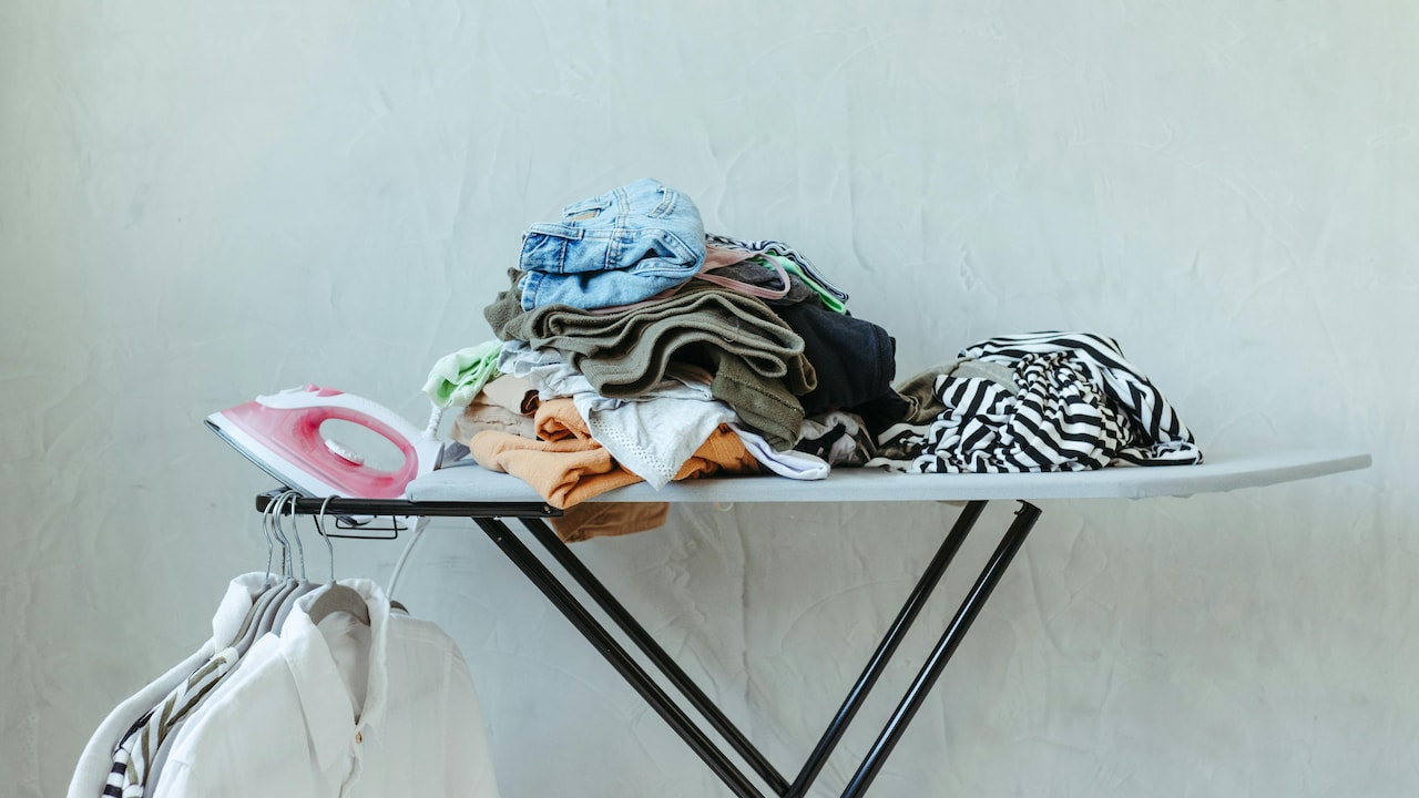 Buying an Ironing Board? 10 Things to Check Before You Choose One