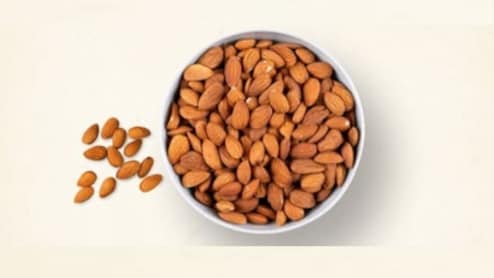 दिल और दिमाग का खास ख्याल रखता है ये छोटा सा ड्राई फ्रूट, सुपरफूड के लाभ अनेक&nbsp;