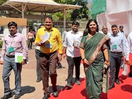 IAS officer : 24 तासांत हिशोब चुकता! पंकजा मुंडेंचा शब्द मोडला; 'त्या' IAS अधिकाऱ्याचे निलंबन, प्रकरण काय?