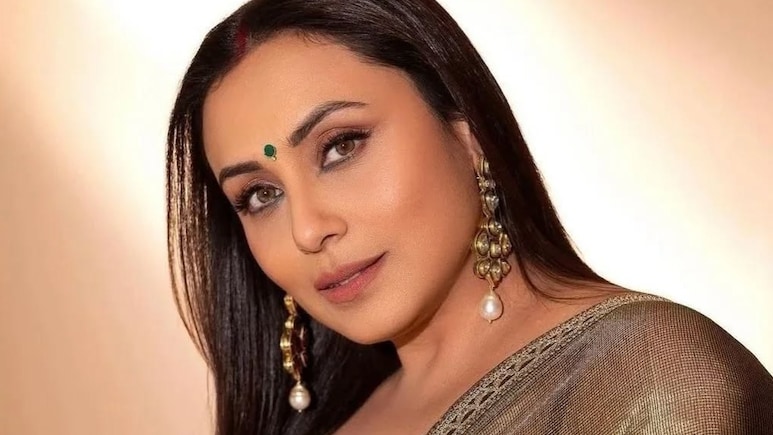 बेटी की प्राइवेसी पर आंच आते ही भड़कीं रानी मुखर्जी, एयरपोर्ट पर फोटोग्राफर्स की लगा दी क्लास