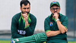 "Free <i>Ke</i> Paise <i>Le Raha Hai Kya</i>?" Pakistan Head Coach Mike Hesson Brutally Slammed Amid T20 World Cup Struggles