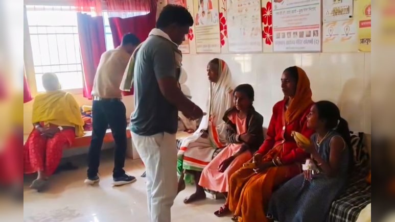 शादी का खाना बना 'जहर'! चौथिया भोज के बाद 50 से ज्यादा लोग बीमार, 27 की हालत गंभीर&nbsp;