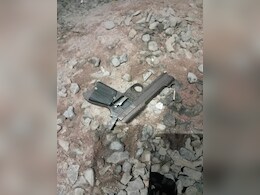 शाहगढ़ में दूसरे दिन भी फायरिंग, शराब दुकान के पास गोली चलाकर भागा युवक, लोगों में भारी दहशत&nbsp;