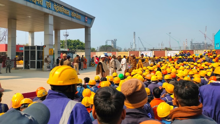 Striking Panipat Refinery Workers Throw Stones At Security Forces