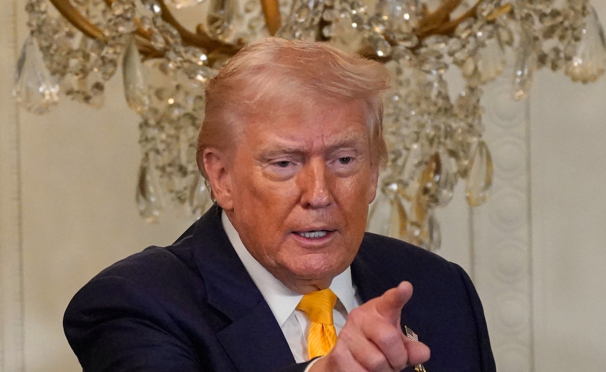 डोनाल्ड ट्रंप के घर में  शॉटगन और फ्यूल कैन लेकर जबरन घुसा शख्स, सीक्रेट सर्विस ने मार दी गोली