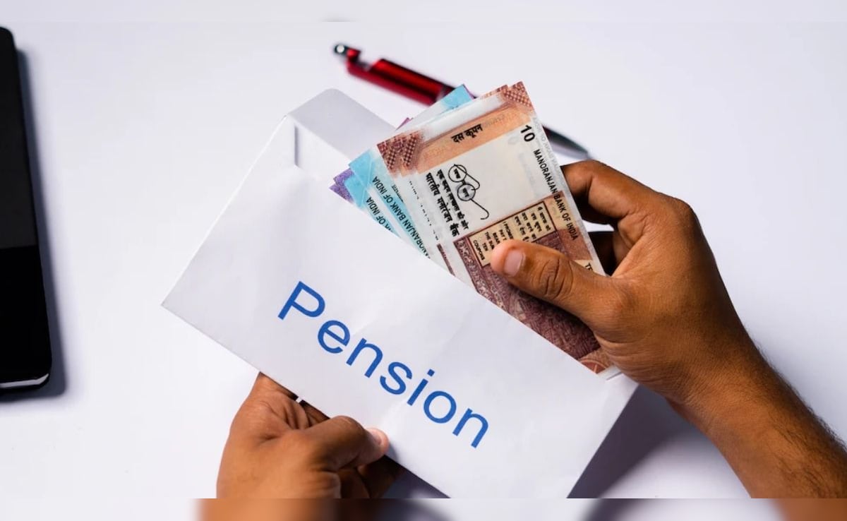 क्या EPFO मिनिमम पेंशन 9,000 रुपये तक पहुंचेगी? सरकार ने बताया एक्चुअरी का हिसाब