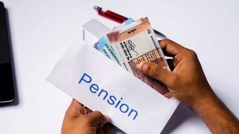 क्या EPFO मिनिमम पेंशन 9,000 रुपये तक पहुंचेगी? सरकार ने बताया एक्चुअरी का हिसाब