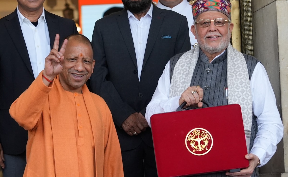 योगी सरकार का बजट: 9 लाख करोड़ का सबसे बड़ा बजट, शिक्षा पर 12% तो चिकित्‍सा पर 6% होगा खर्च, पढ़ें अपडेट