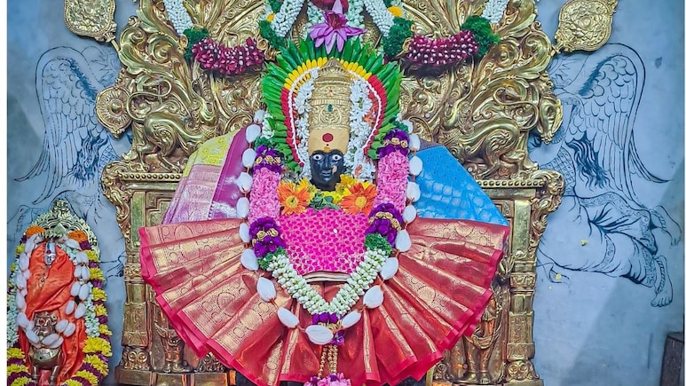 Kolhapur News: 25 वर्षांत पहिल्यांदाच घडलं! प्रदूषणाच्या राक्षसाने महालक्ष्मीला  स्पर्श करणारी किरणे अडवली