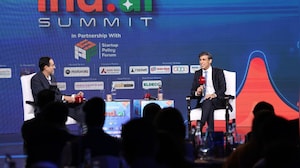 Can Democracies and Autocracies Cooperate on AI? Rishi Sunak on China, Dialogue & Tech Divide