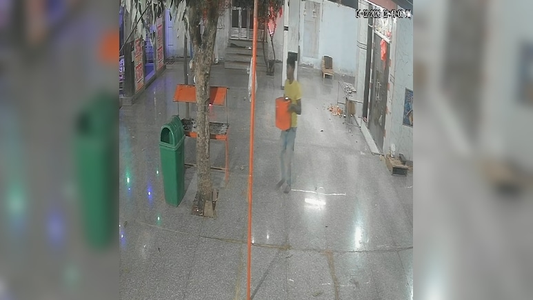 Thief Scales Temple Wall In Madhya Pradesh, Steals Donation Box