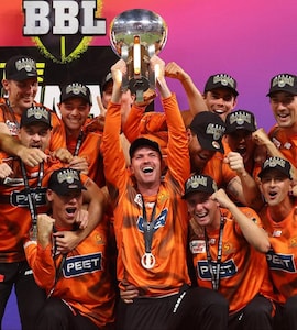 BBL Match In India? MS Dhonis Favourite Venue Receives Proposal